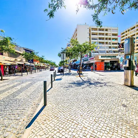 Rocha Varandas Cozy Portimao