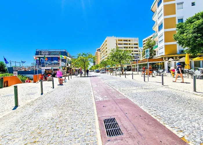 Rocha Varandas Cozy Portimão