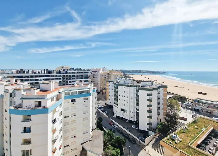 Rocha Varandas Cozy Appartement Portimão